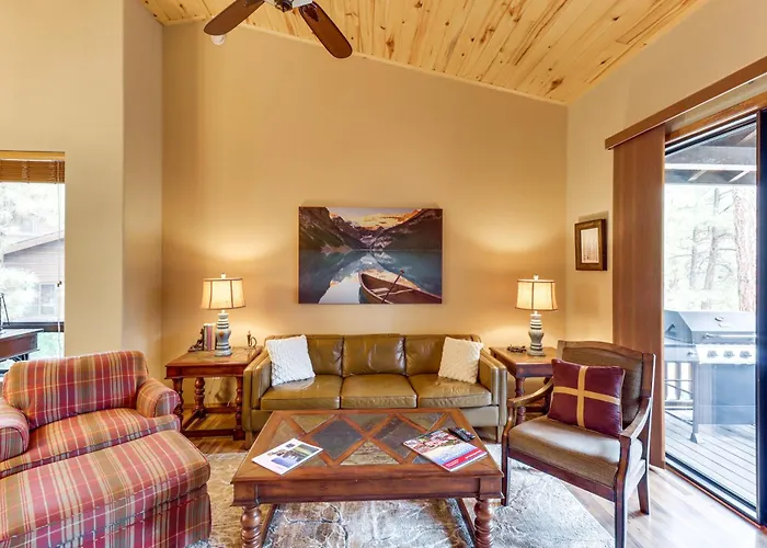 4 Miles To Lake: Retreat W/ 2 Decks! * Show Low