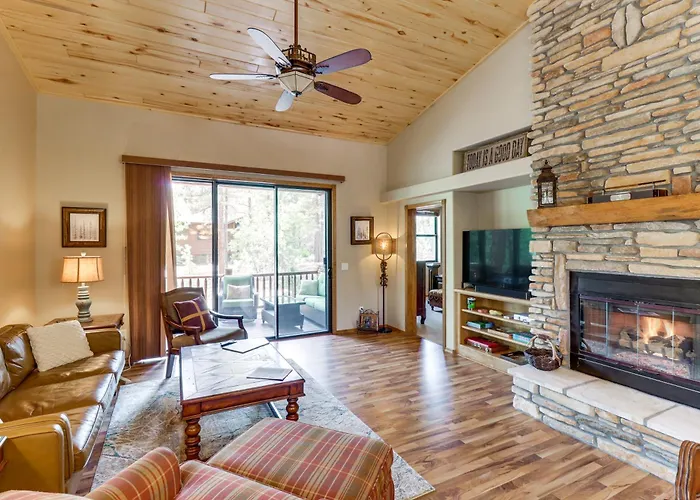 4 Miles To Lake: Retreat W/ 2 Decks! Holiday home Show Low