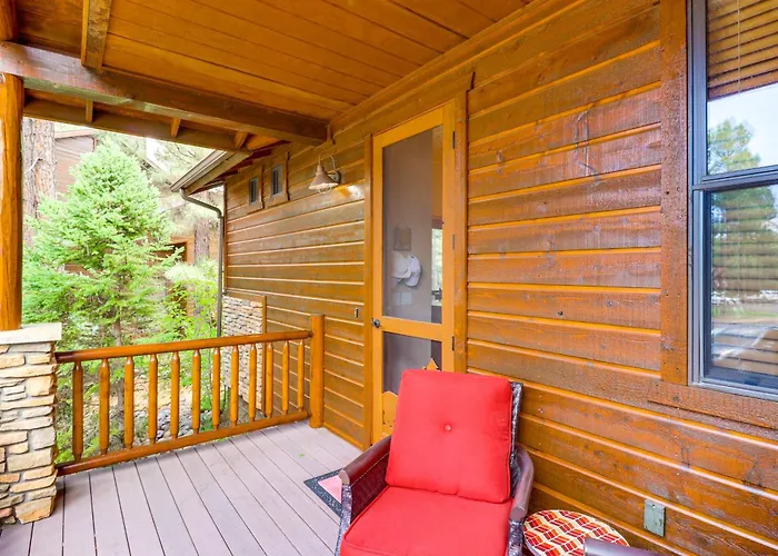 4 Miles To Lake: Retreat W/ 2 Decks! Holiday home